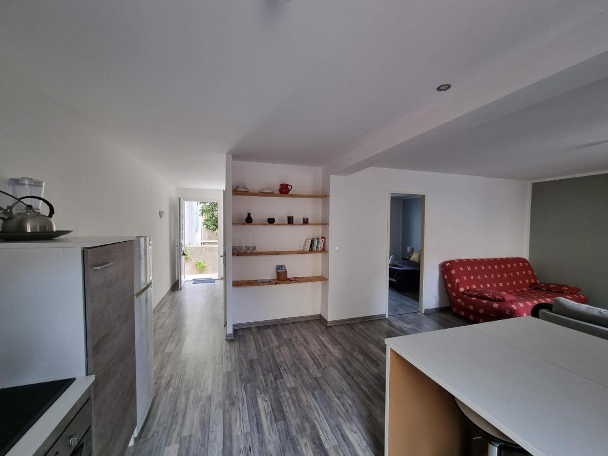 נרבון T2 Avec Terrasse 25M², Garage, Plein Centre-Ville מראה חיצוני תמונה